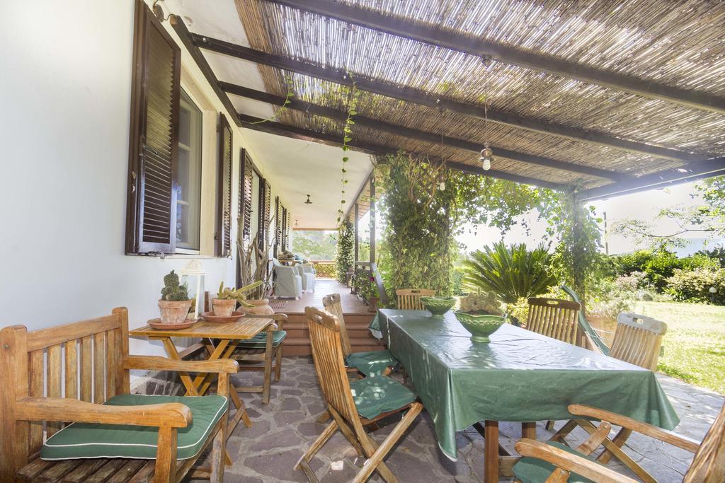 Villa Monserrato - Goelba Порто-Аццурро Номер фото